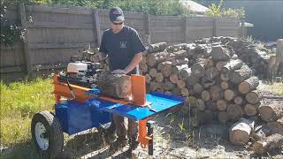 FASTEST Hydraulic Log Splitter Eastonmade ULTRA [upl. by Yzmar533]