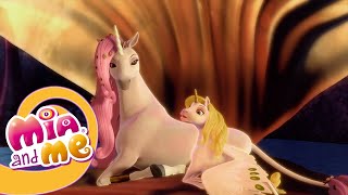 EL UNICORNIO DORADO  O Mundo de Mia 1  Temporada 1  Episodio 5  Mia and me  Mia Y Yo [upl. by Arikahc]