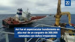 El espectacular hundimiento en alta mar de un carguero de 300000 toneladas [upl. by Sell]