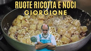 RUOTE CON RICOTTA NOCI E GUANCIALE  Le ricette di Giorgione [upl. by Kwei]