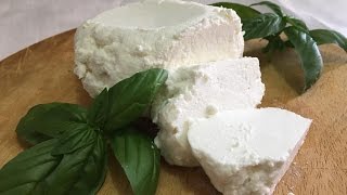 COME FARE LA RICOTTA IN CASA [upl. by Yffat]