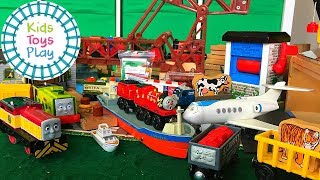 Totally Thomas Town Surprise Video  Kids Toys Play [upl. by Hijoung202]