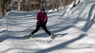 Descente de pente en ski de fond [upl. by Annamarie]