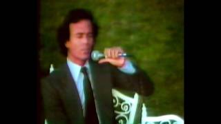 Julio Iglesias  Hey Live [upl. by Lenoj]