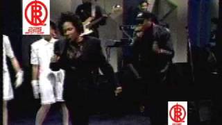 Michelle feat Dr Dre quotNicetyquot LIVE1990Extra Verses Rare [upl. by Tosch]