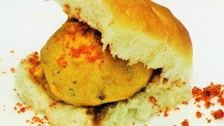 वडा पाव  Vada Pav Recipe by madhurasrecipe  Mumbai Vad Pav  How to make Batata Vada Chutney [upl. by Gadmon906]