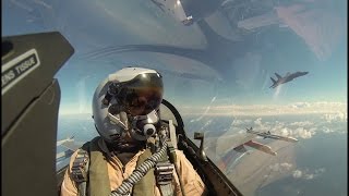 Luchtgevecht F16 en F15 boven Noordzee [upl. by Belden]