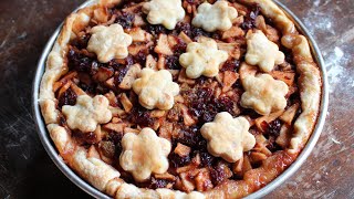 A Meatless Mincemeat Pie from 1747 Real Historic Recipes [upl. by Ayekin107]